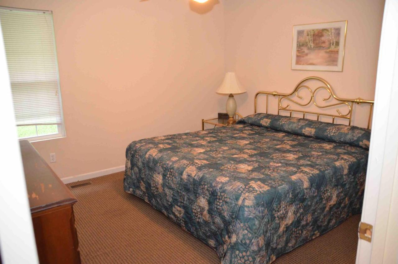 The Retreat At Center Hill Lake Smithville Room photo